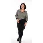  ALLOVER - Ferdén vágott fekete ruha tyúkláb mintával