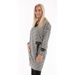  ALLOVER - tyúklábmintás pulóverruha - fekete-ekrü